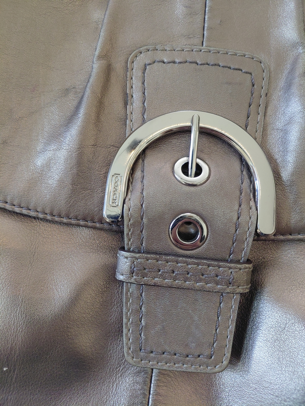 Vintage Coach Metallic Leather Shoulder Bag with Buckle Detail - Picture 3 of 16
